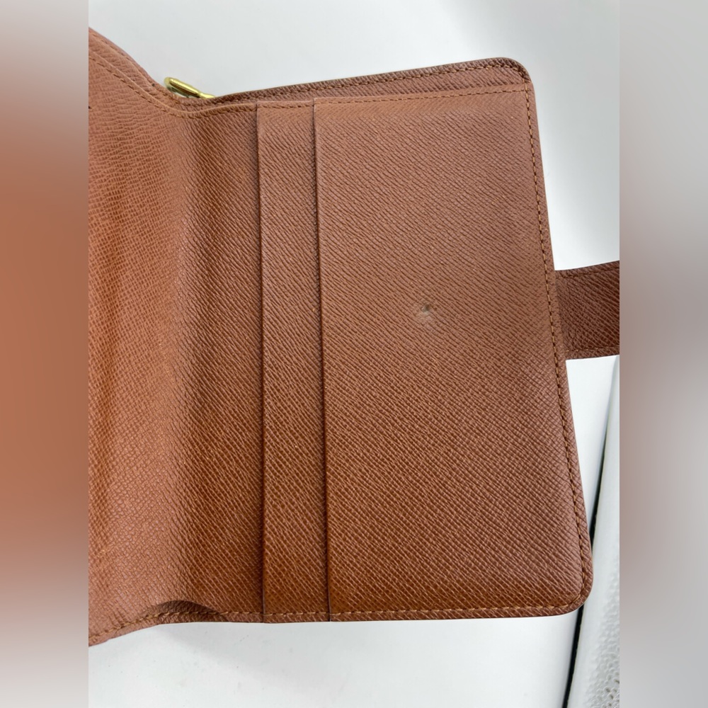 Louis Vuitton Monogram Organizer/Wallet - Picture 4 of 10